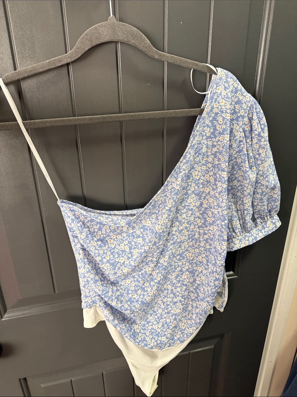 Lulu's Blue Floral One-Shoulder Puff-Sleeve Bodysuit